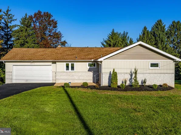 2071 Palomino Rd, Dover, PA 17315