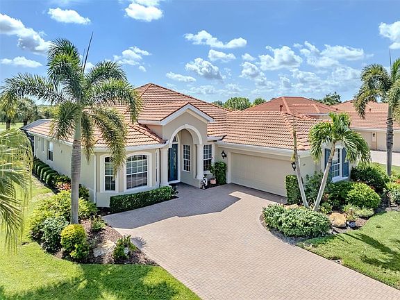3rd image of 234 MARTELLAGO DRIVE