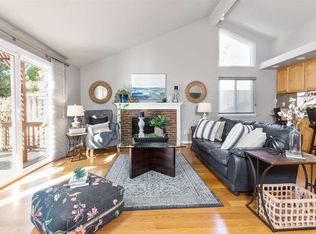 384 Marti Marie Dr, Martinez, CA 94553