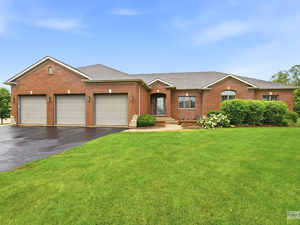 1st image of 6192 S Woods Ct