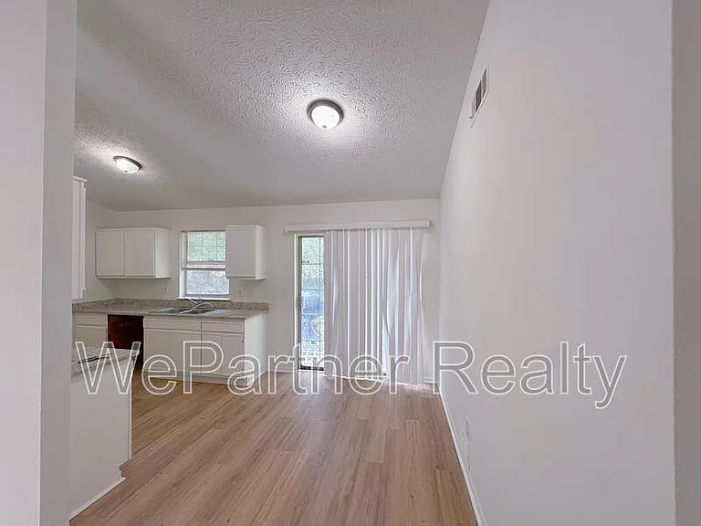 2509 Corner Stone Trl — Photo 4