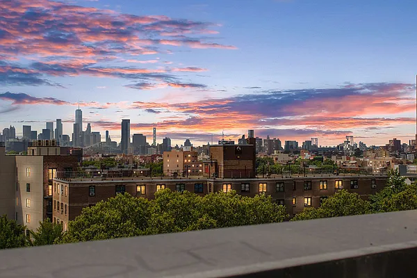 Rented by EXR | media 5