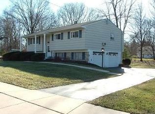 2624 Woodland Ave, Trooper, PA 19403