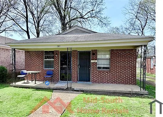 1353 Fairfax St — Photo 10