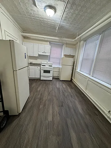 87 Pequonnock St #1 Photo 1