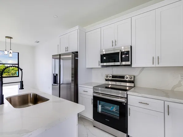 1222 Sheldon Ave, Lehigh Acres, FL 33972