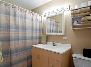 2437 N Albany Ave APT 1, Chicago, IL 60647