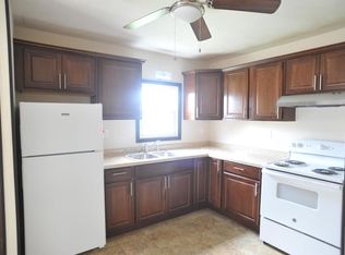 206 Goulding St APT 4, Streator, IL 61364