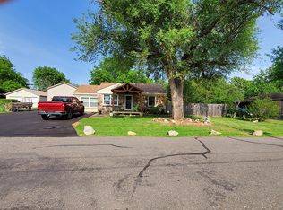 412 S Fox Dr, Midwest City, OK 73110