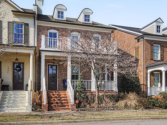 3rd image of 1375 Eliot Rd