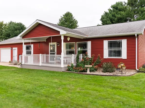 1390 S Meadow Dr, Monticello, IN 47960