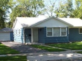 8216 Sycamore Ave NE, Highland, IN 46322