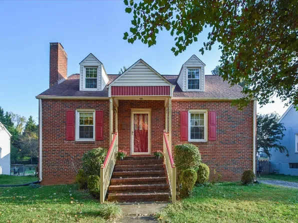 2525 Windsor Ave SW, Roanoke, VA 24015