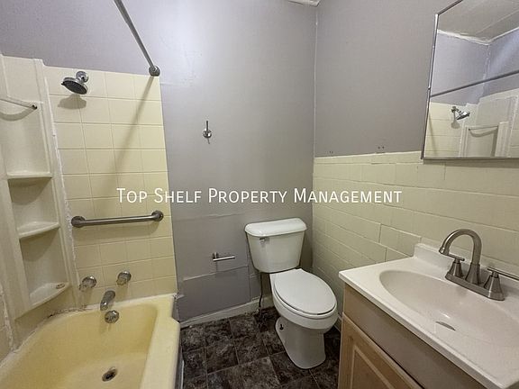 5th image of 1036 22nd St #2