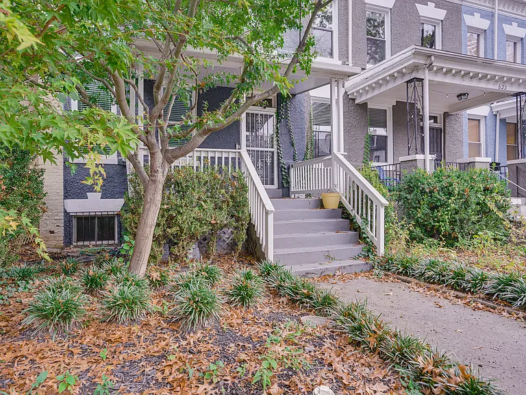 Keefer Pl NW — Photo 44