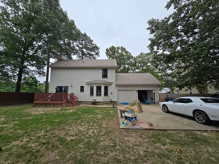 111 Greentree Dr — Photo 9