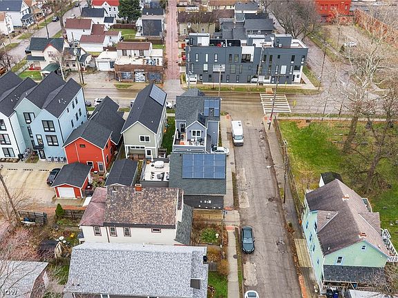 4th image of 3508 Siam Ave
