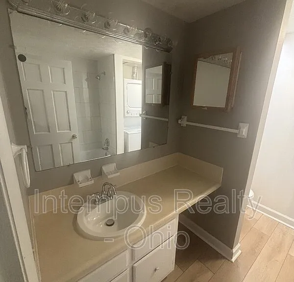 10 King Arthur Ct — Photo 24