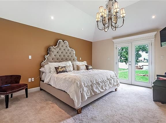 5th image of 7311 Lake Barrington Dr