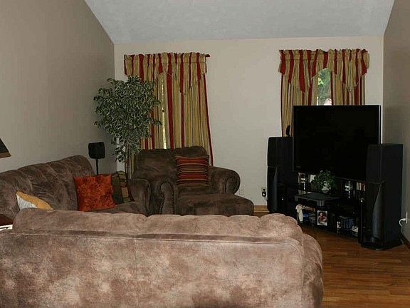 2nd image of 6509 Bayard Park Dr