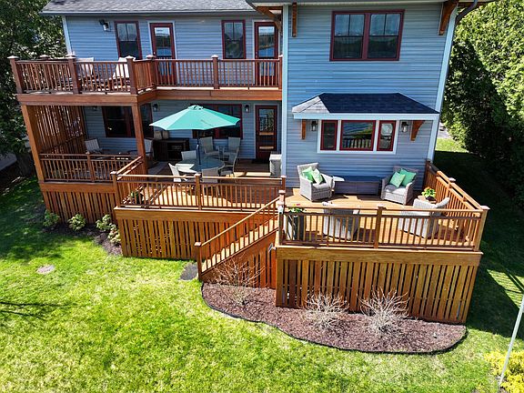 5th image of 102 Cedar Ln