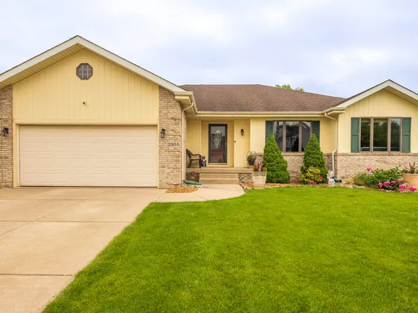 2955 Burge Dr, Crown Point, IN 46307