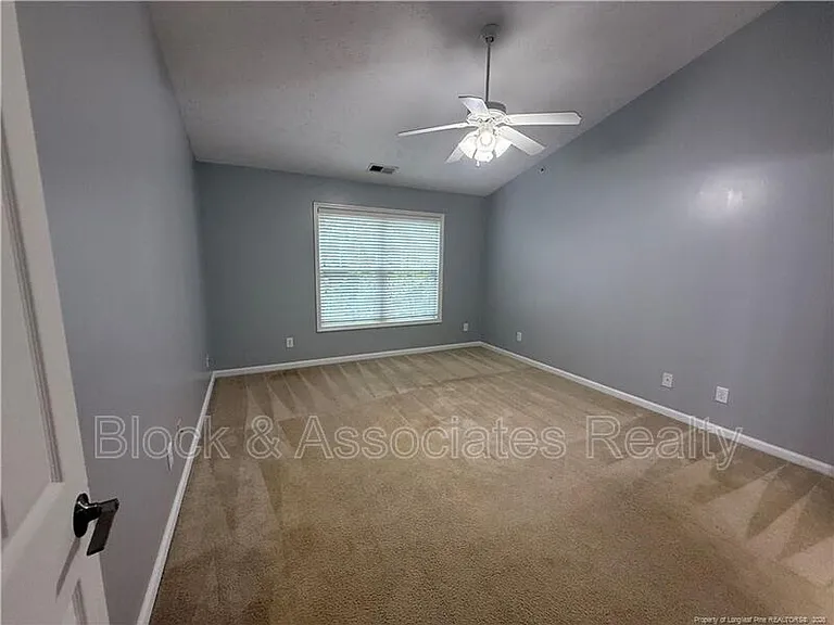 3342 Harbour Pointe Pl #9 — Photo 7