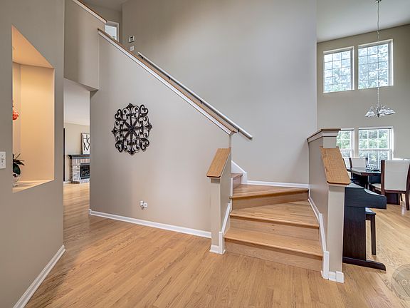 4th image of 2135 Skylane Dr