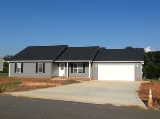 121 Fortunes Trl, Statesville, NC 28625