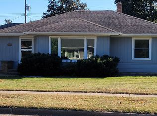 1115 E Lexington Blvd, Eau Claire, WI 54701
