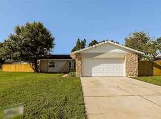 432 Floridana Dr, Apollo Beach, FL 33572