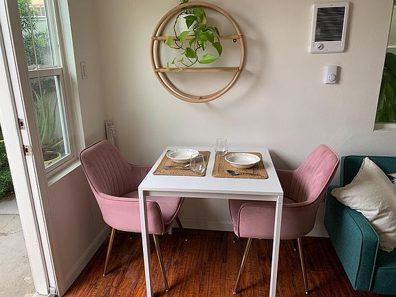 4th image of 349 S Avenue 56
