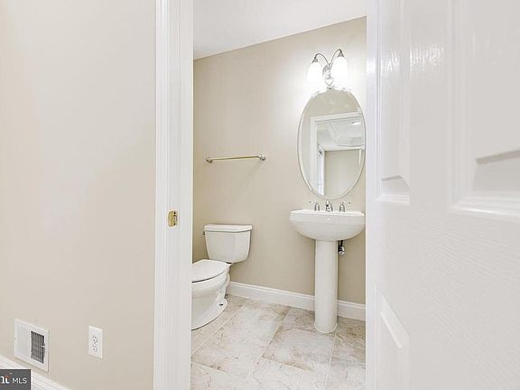 5th image of 7122 Huntley Creek Pl