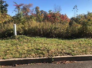 2 Willow Ct, Nyack, NY 10960