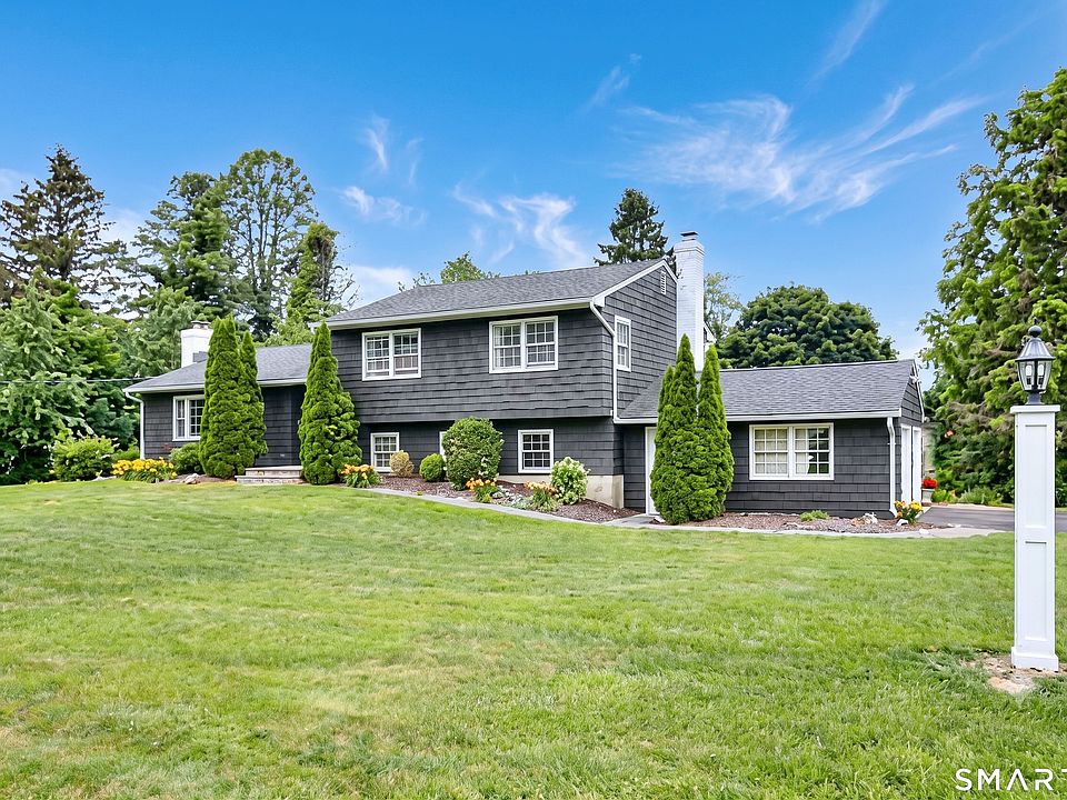 1st image of 324 Ridge Road