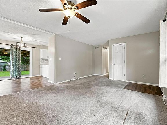 5th image of 505 S Olive St