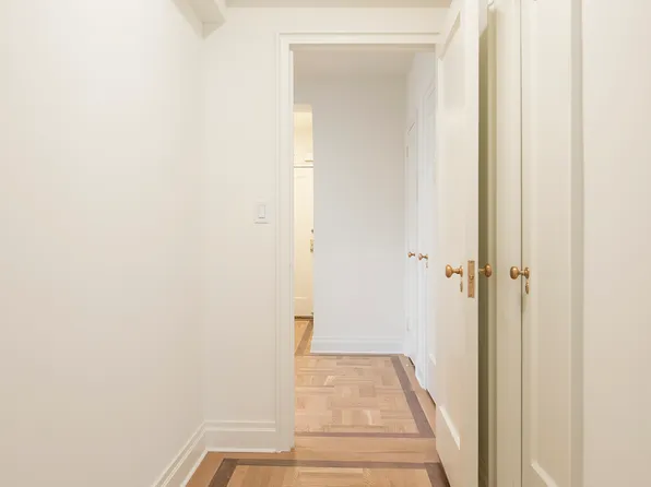 20 East 35th Street image 11 of 13