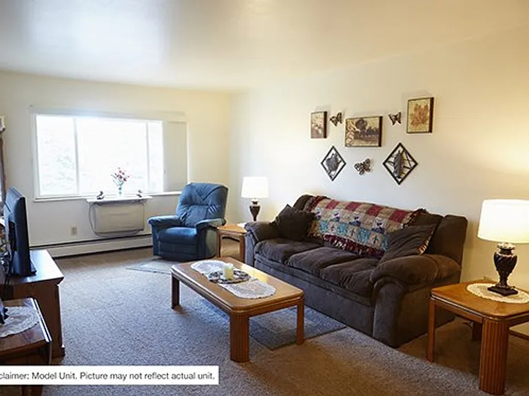 1420 N Wisconsin St — Photo 29