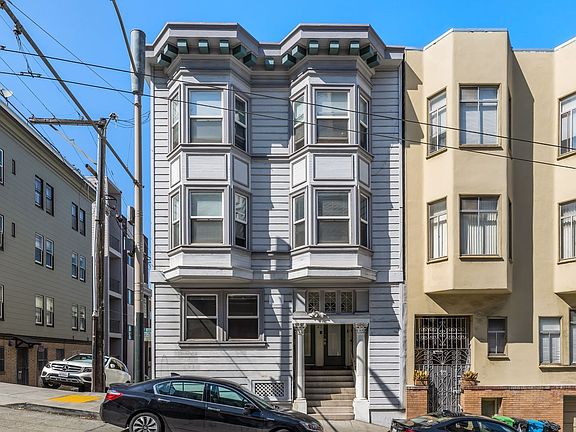 2nd image of 1040 Clay St #1044