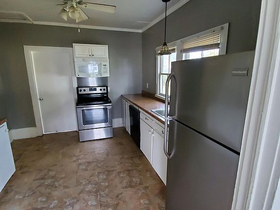 3rd image of 234 Blanchard St