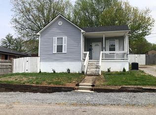 416 N 6th St, Danville, KY 40422