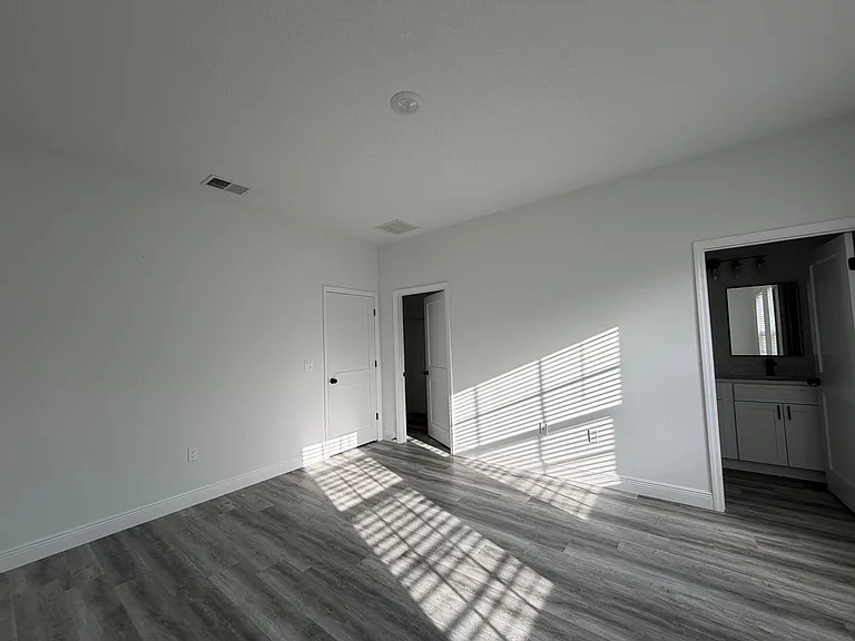 16950 SW 42nd Avenue Rd — Photo 22