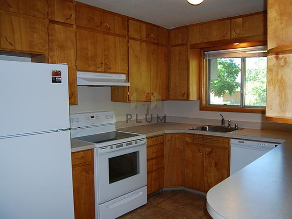4th image of 120 W Bickford St
