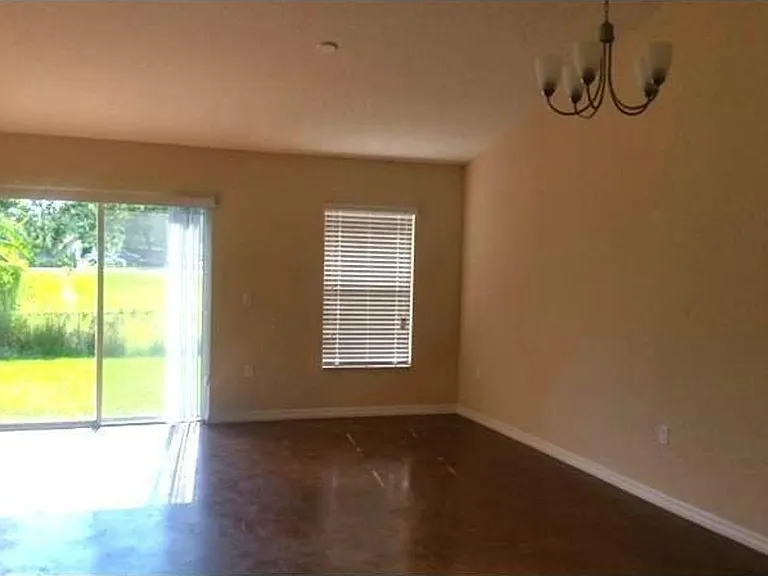 700 Dakota Ave — Photo 5