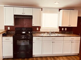 1103 9th St, Poteet, TX 78065