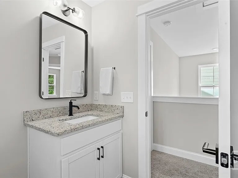 45 Grove Park Dr — Photo 30