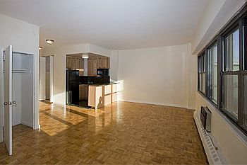 4th image of 210 E 15th St Penthouse C