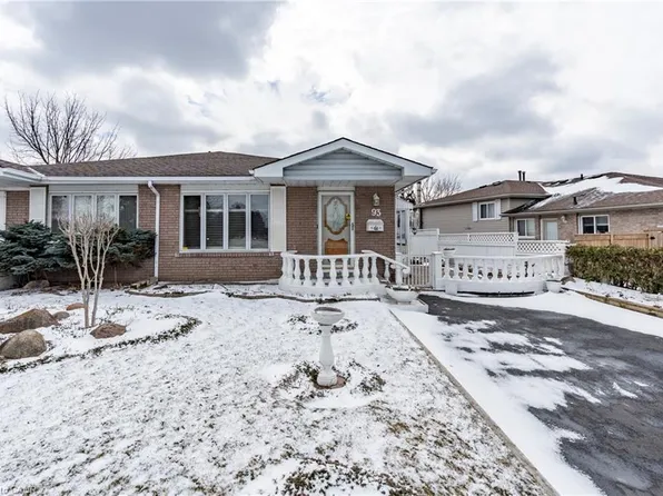 93 Nickolas Cres, Cambridge, ON N3C 3L7