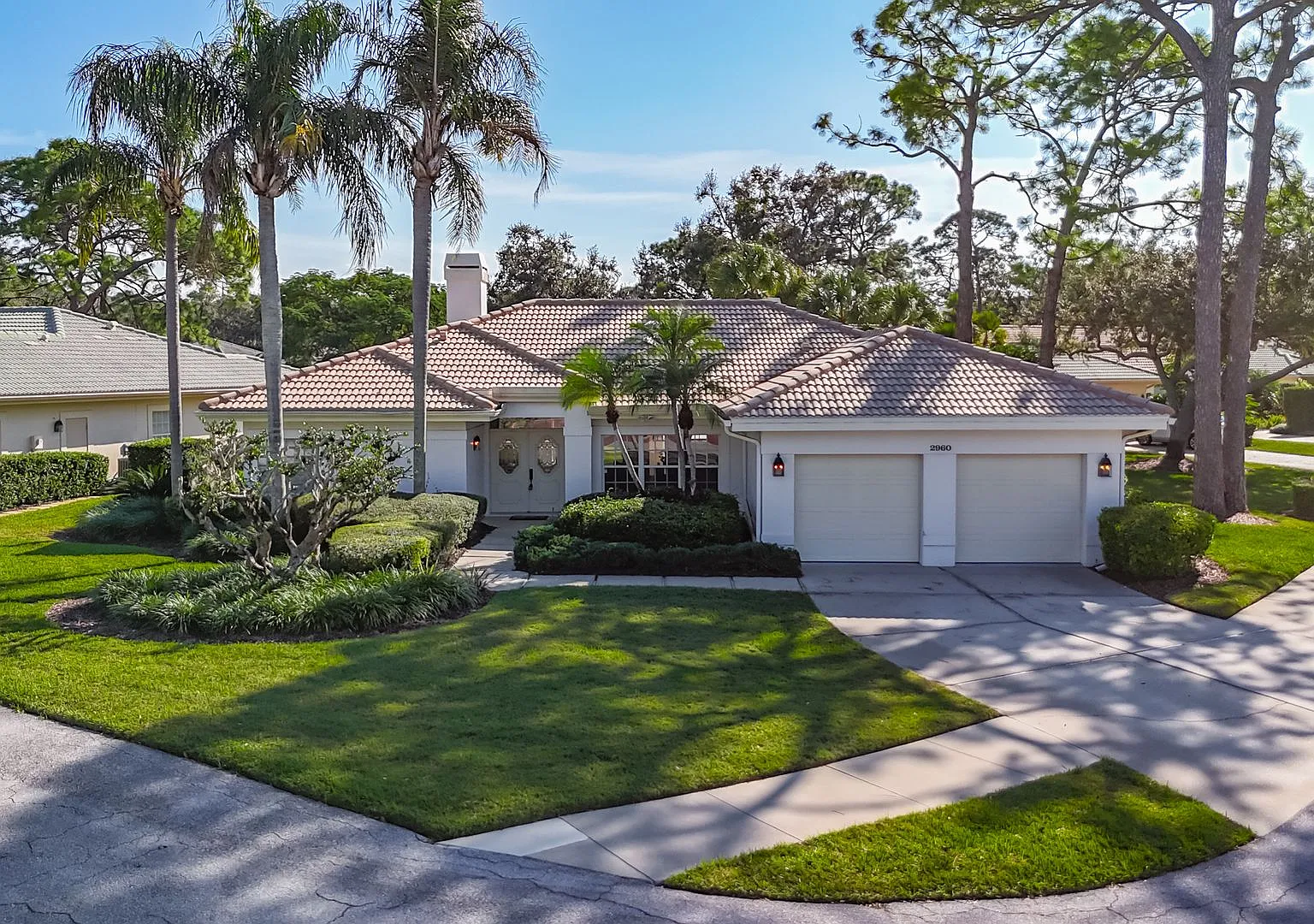 Absolute stunner and an exceptional value. — Photo 1