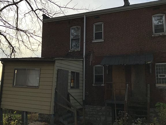 3rd image of 1210-1212 Montclair Ave